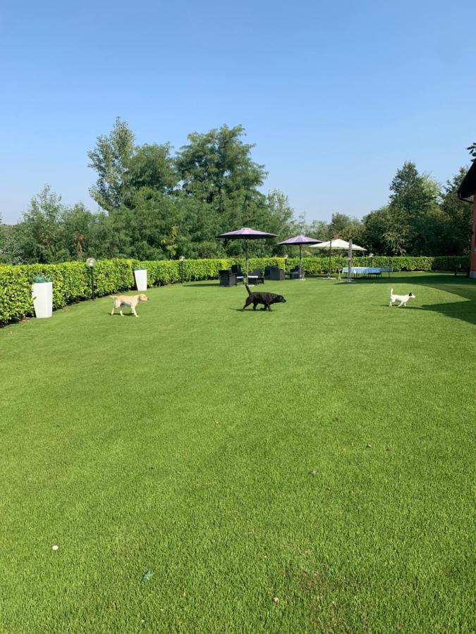 La Vecchia Cascina Rossa Hotel Fubine Bagian luar foto